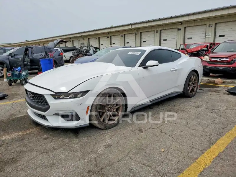 2025 Ford MUSTANG photo
