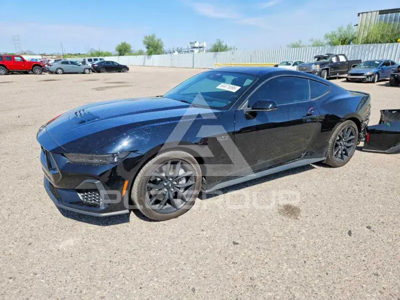 2025 Ford MUSTANG photo