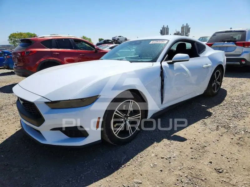 2025 Ford MUSTANG фото