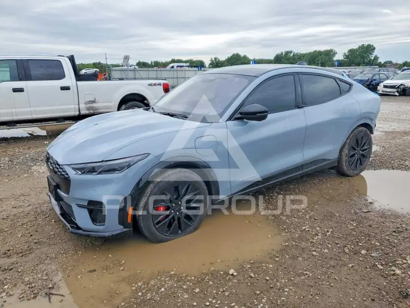 2025 Ford MUSTANG фото