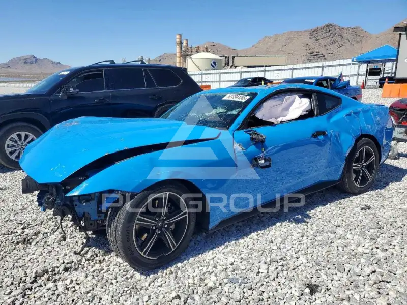 2025 Ford MUSTANG photo