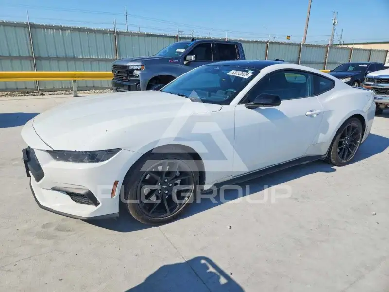 2025 Ford MUSTANG photo