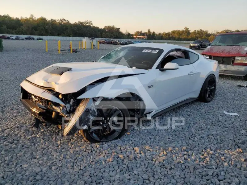 2025 Ford MUSTANG фото