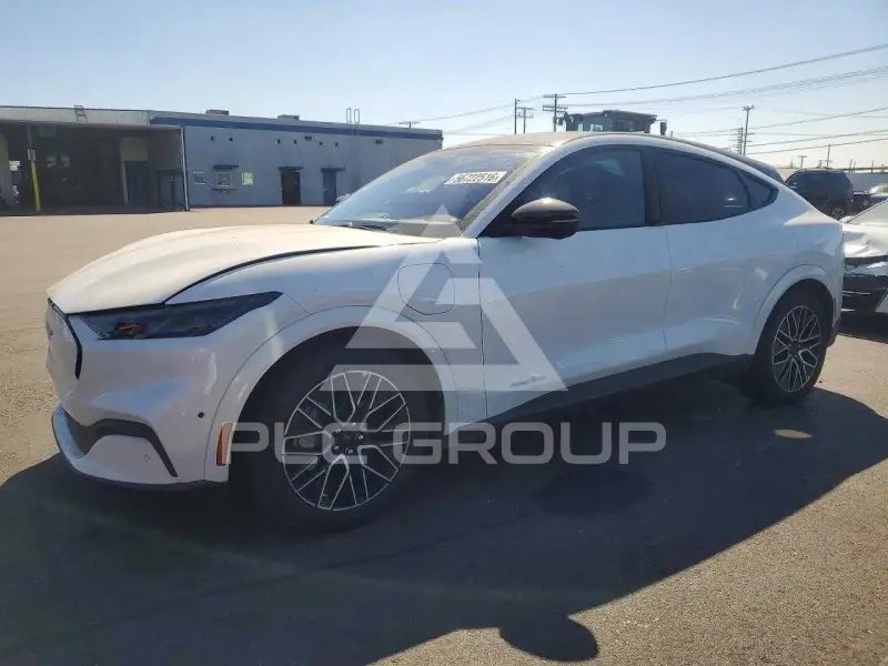 2025 Ford MUSTANG фото