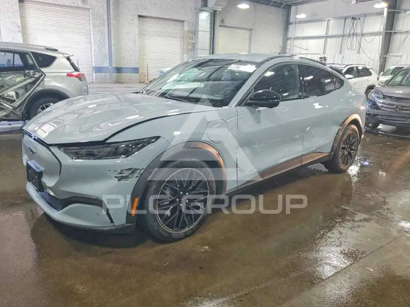 2025 Ford MUSTANG photo