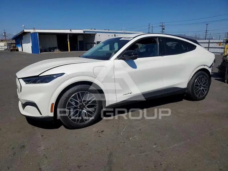 2025 Ford MUSTANG фото