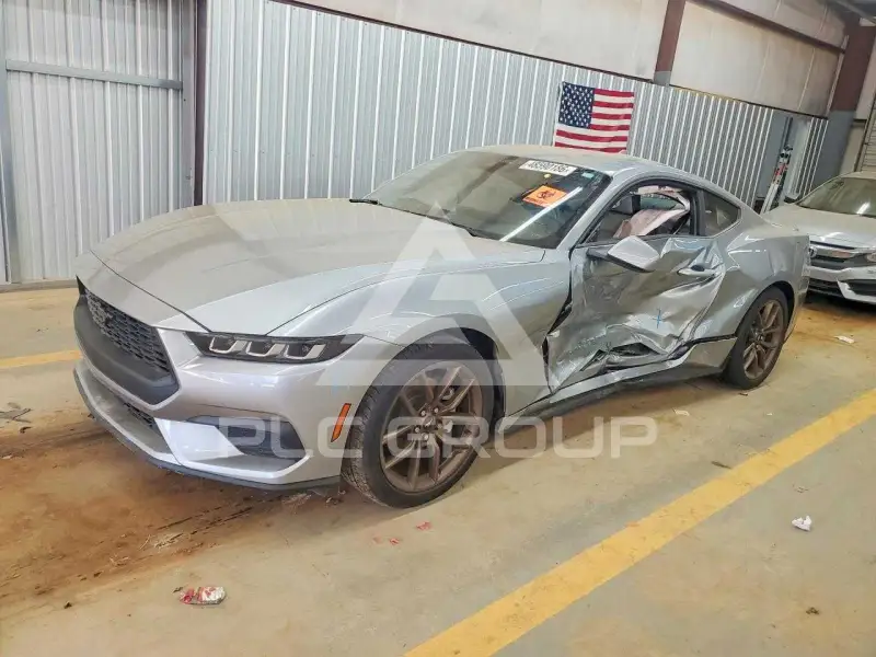 2025 Ford MUSTANG фото