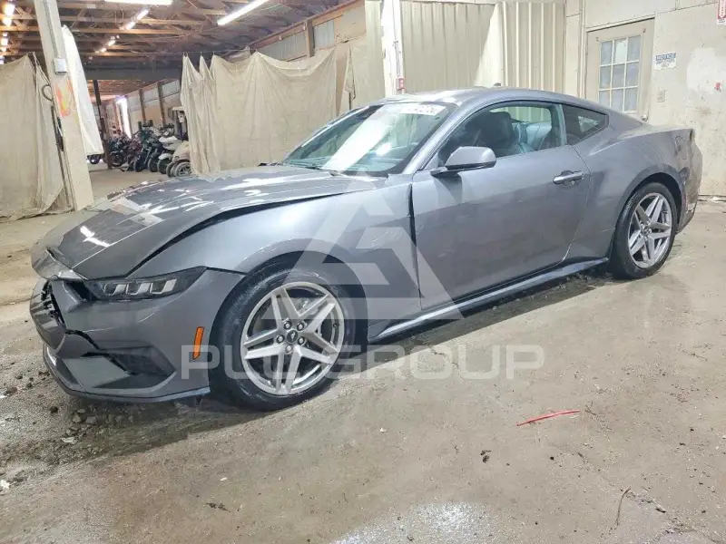2025 Ford MUSTANG photo