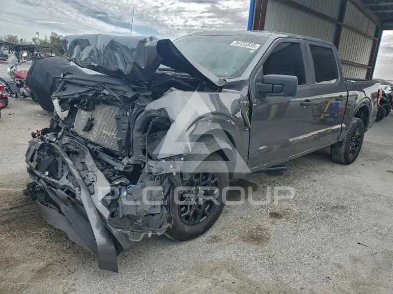 2025 Ford F-150 photo