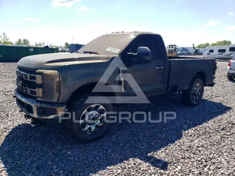 2025 Ford F-350 фото