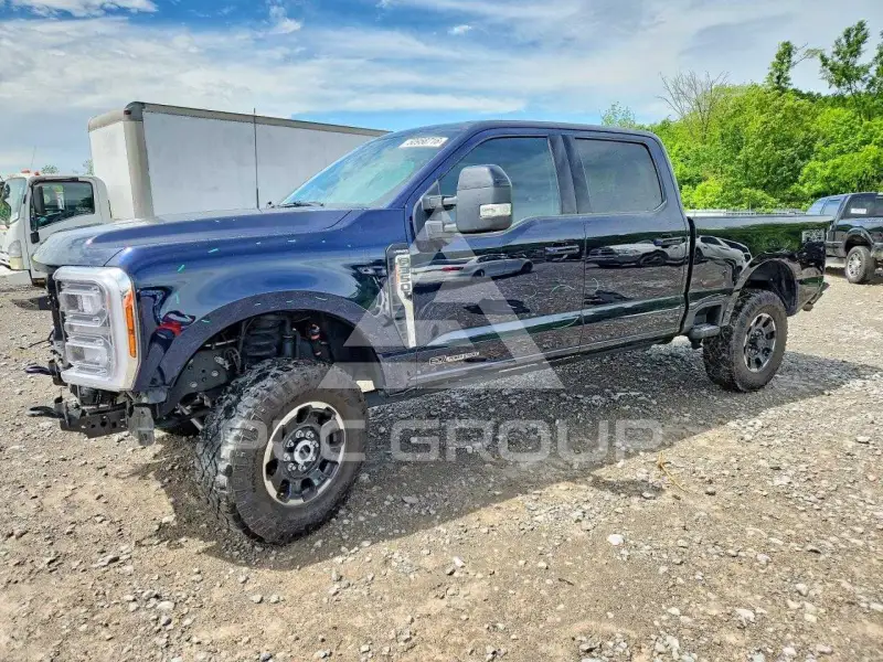 2025 Ford F-350 фото