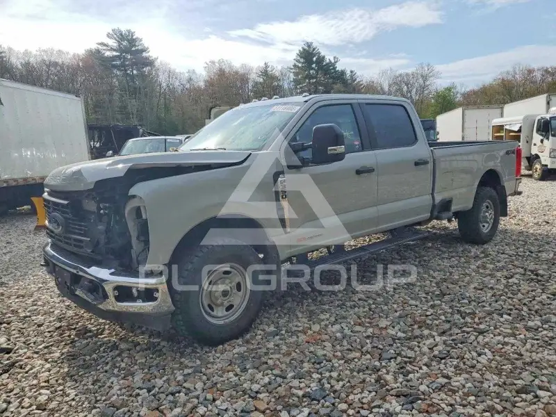 2025 Ford F-350 фото