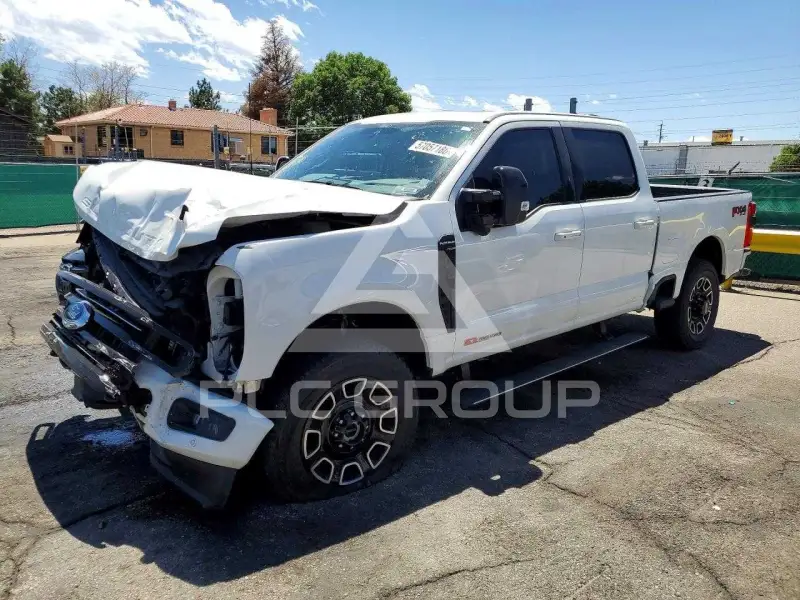 2025 Ford F-350 photo