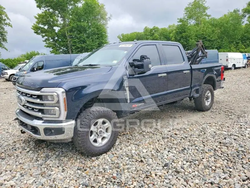 2025 Ford F-350 фото