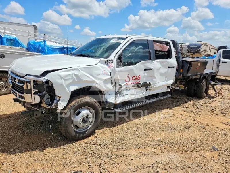 2025 Ford F-350 фото