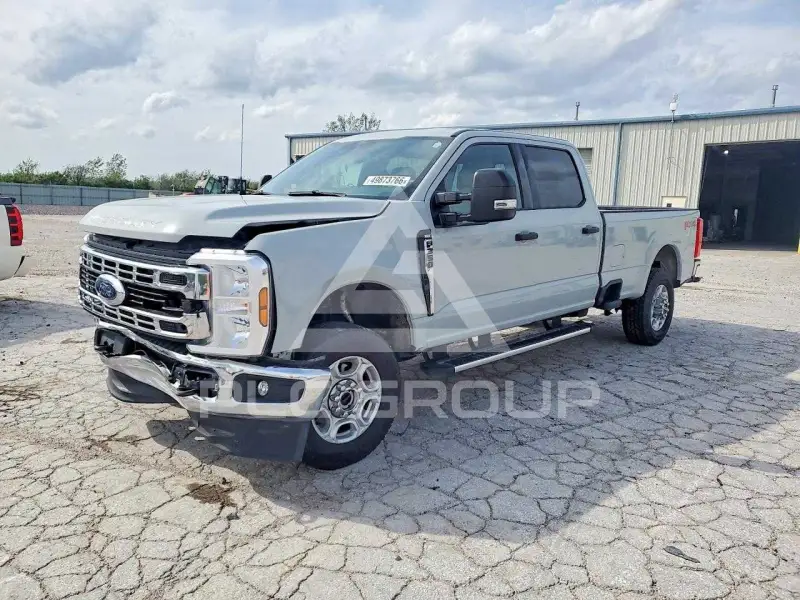2025 Ford F-350 фото