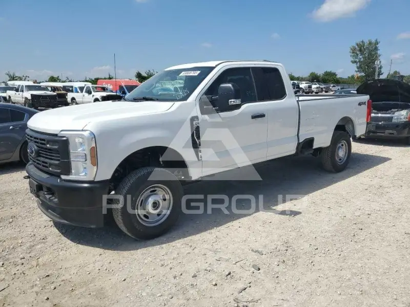 2025 Ford F-250 фото