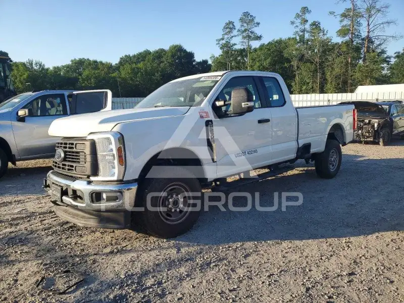 2025 Ford F-250 photo