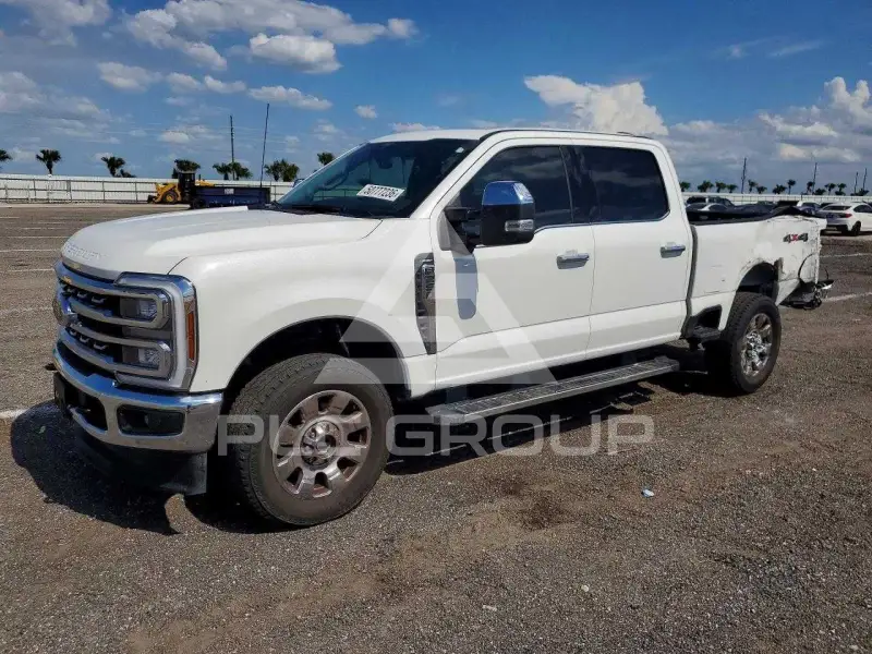 2025 Ford F-250 фото