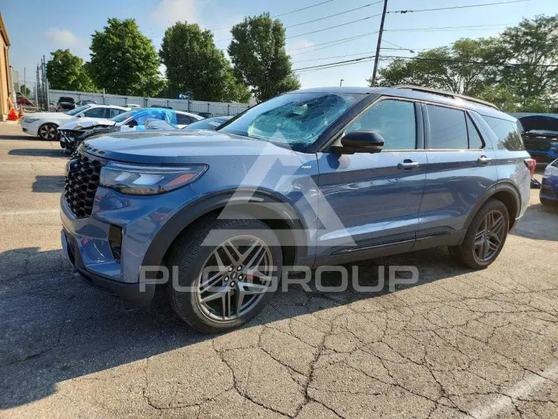 2025 Ford EXPLORER photo