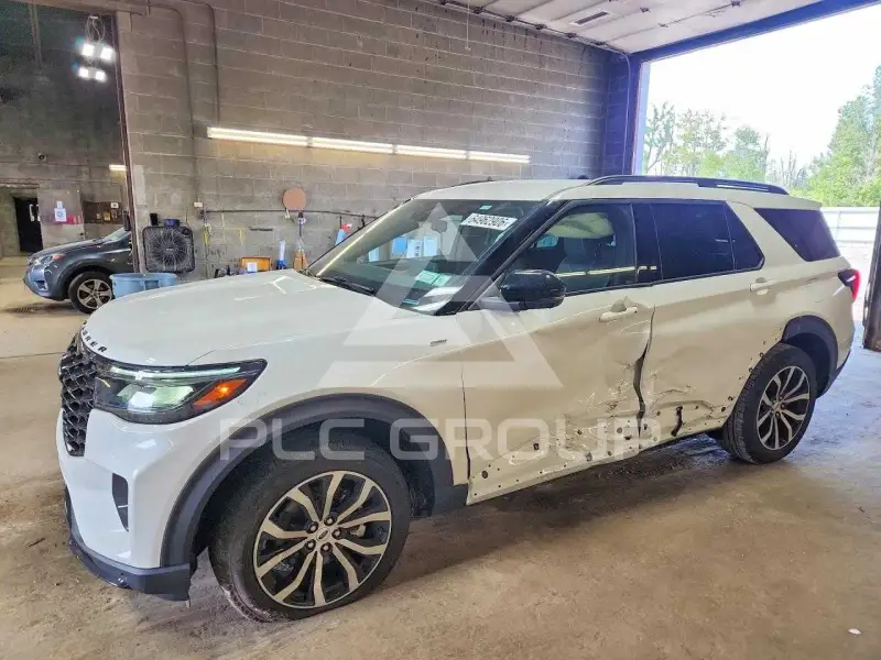 2025 Ford EXPLORER photo