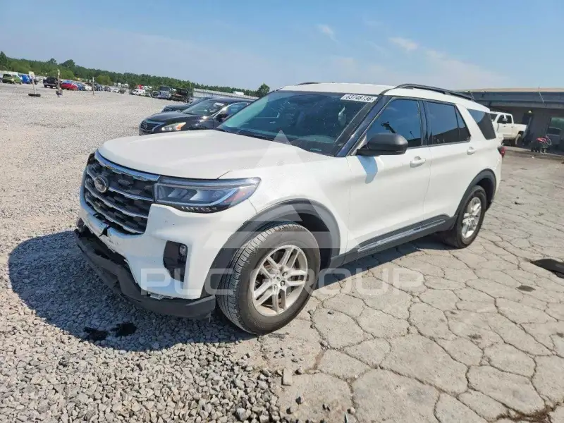 2025 Ford EXPLORER photo