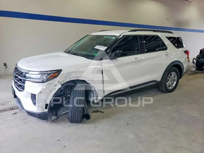 2025 Ford EXPLORER photo
