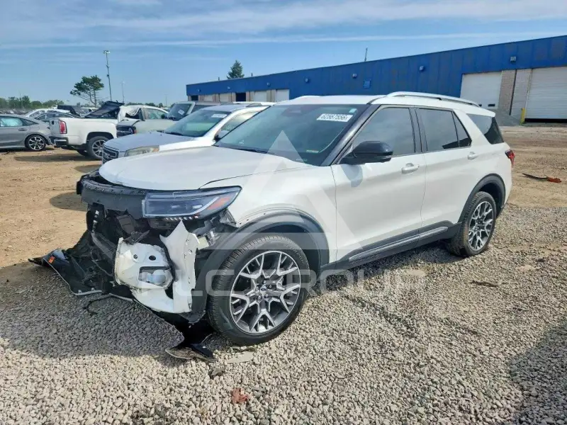 2025 Ford EXPLORER photo