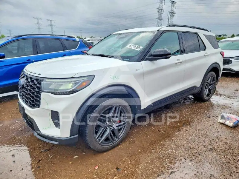 2025 Ford EXPLORER photo