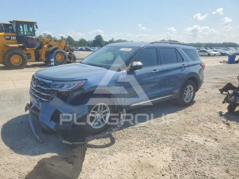 2025 Ford EXPLORER photo