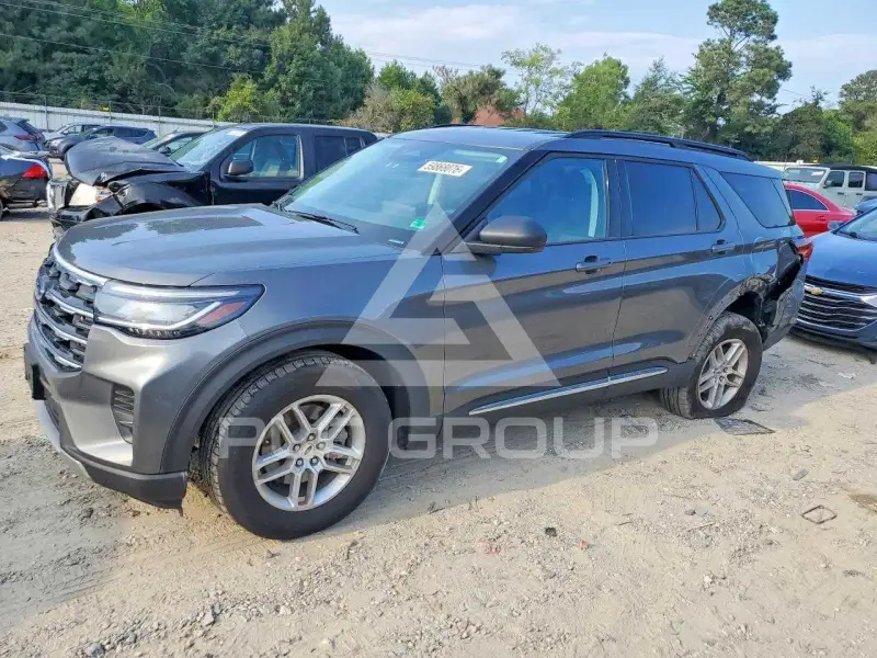 2025 Ford EXPLORER photo