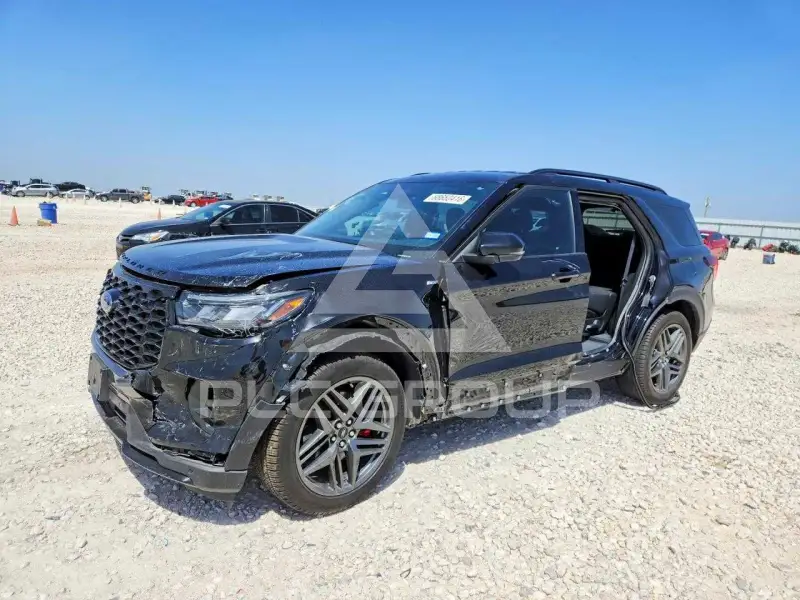 2025 Ford EXPLORER photo