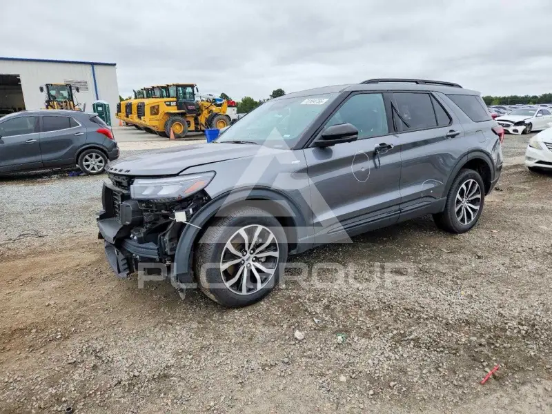 2025 Ford EXPLORER photo