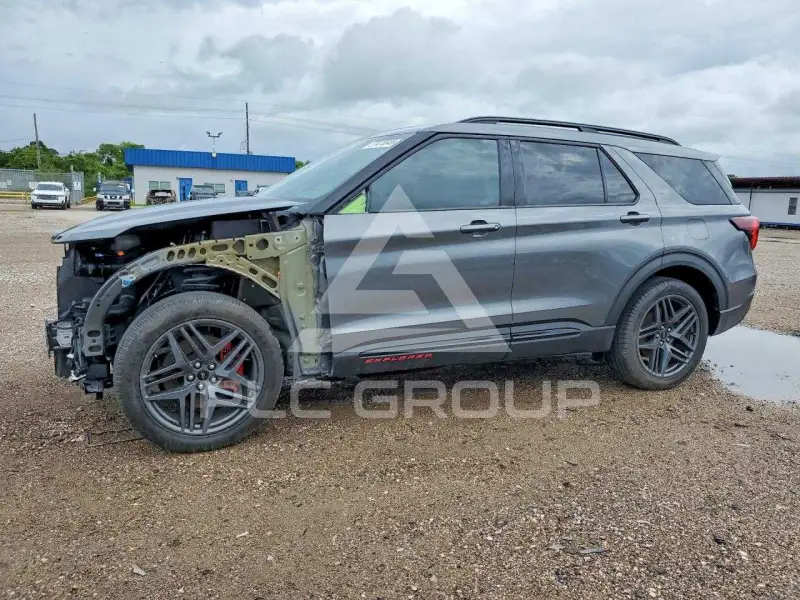 2025 Ford EXPLORER photo