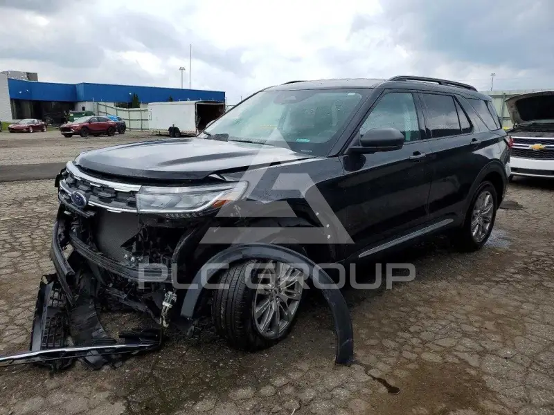 2025 Ford EXPLORER photo
