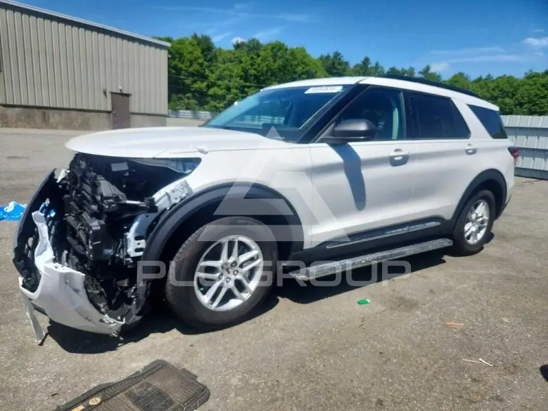 2025 Ford EXPLORER photo