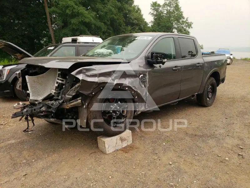 2025 Ford RANGER photo