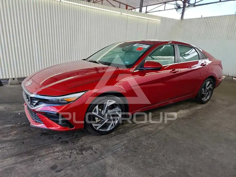 2025 Hyundai Elantra photo