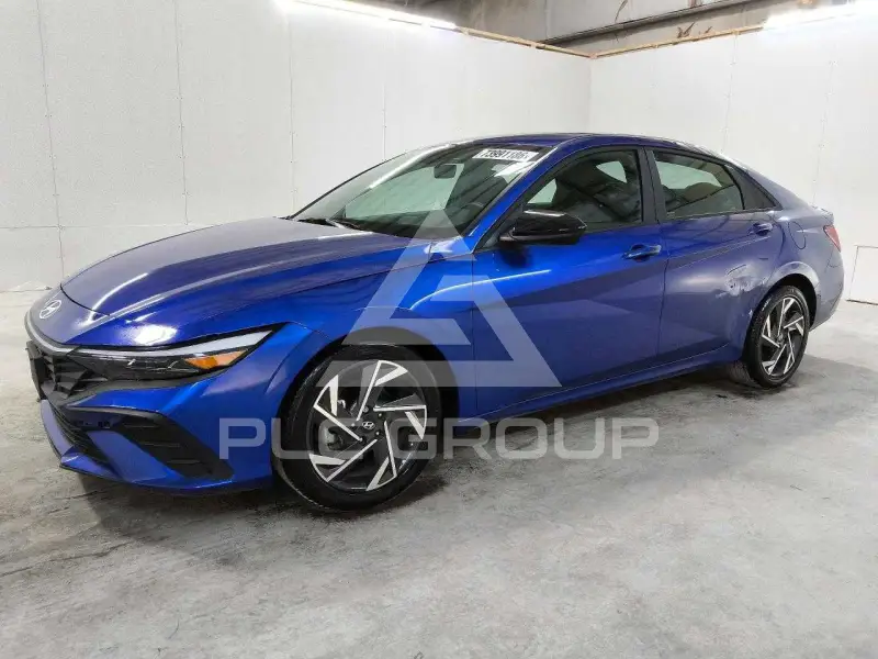 2025 Hyundai Elantra фото