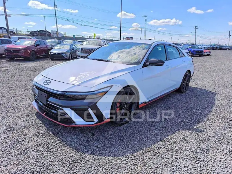 2025 Hyundai Elantra фото