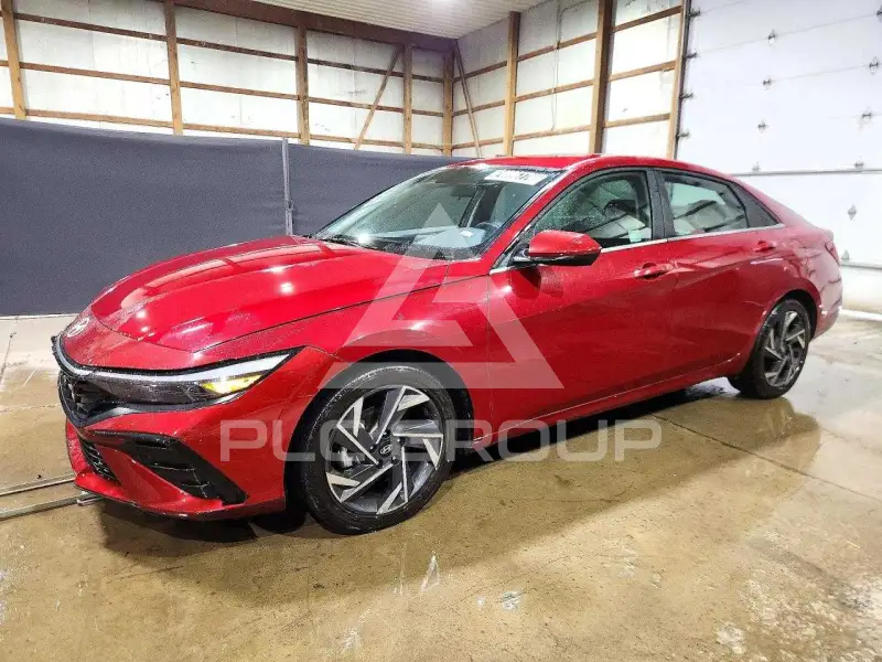 2025 Hyundai Elantra photo