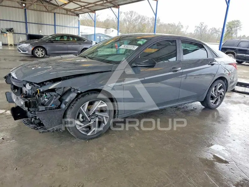 2025 Hyundai Elantra фото