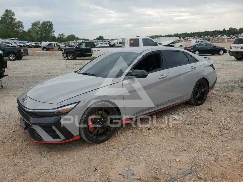 2025 Hyundai Elantra фото