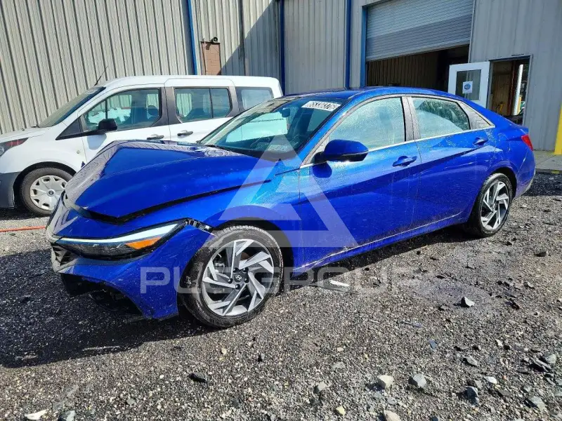 2025 Hyundai Elantra фото