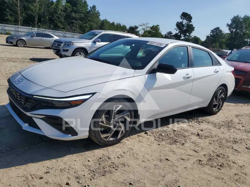2025 Hyundai Elantra фото