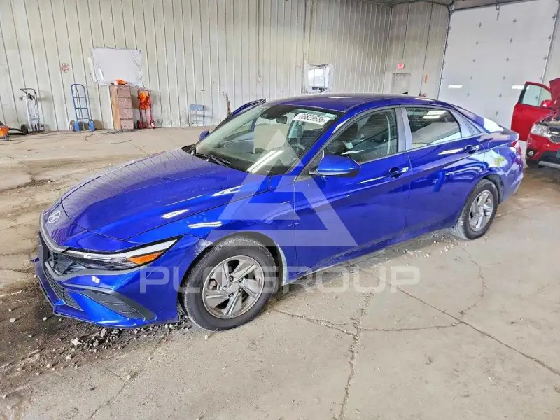 2025 Hyundai Elantra photo