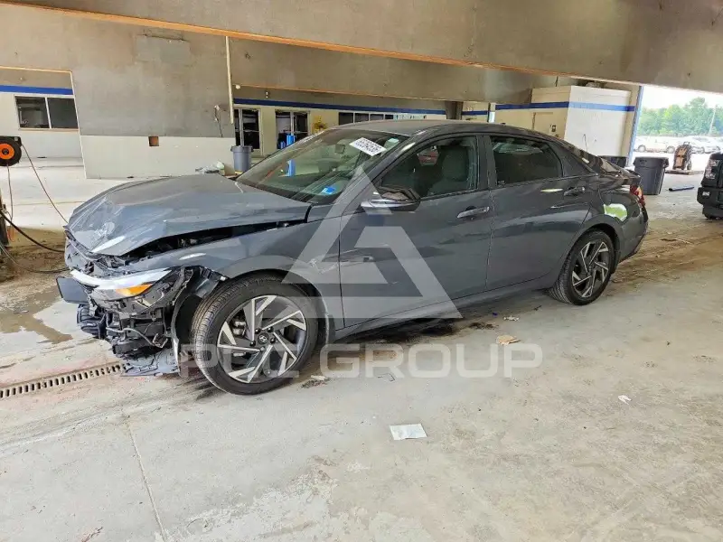 2025 Hyundai Elantra фото