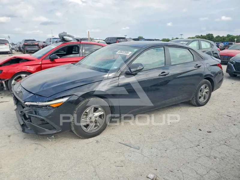 2025 Hyundai Elantra photo