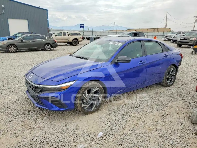 2025 Hyundai Elantra фото