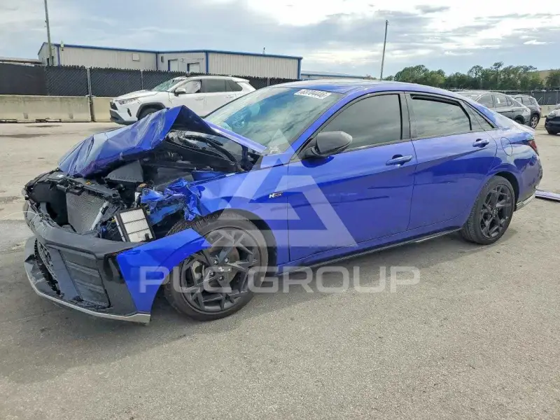 2025 Hyundai Elantra фото